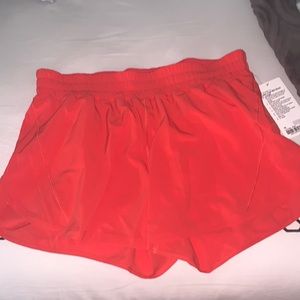 Luluulemon track that short